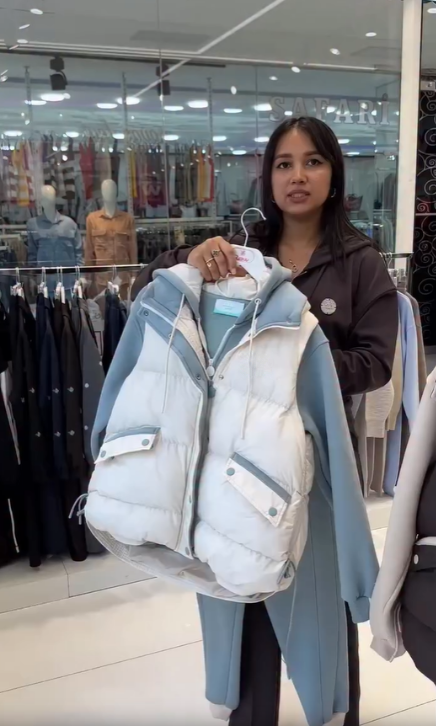 Selected Variant Image