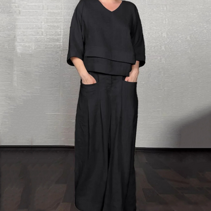 VALENTINA | 2-delige set met een relaxte pasvorm en minimalistische stijl voor dagelijks gebruik