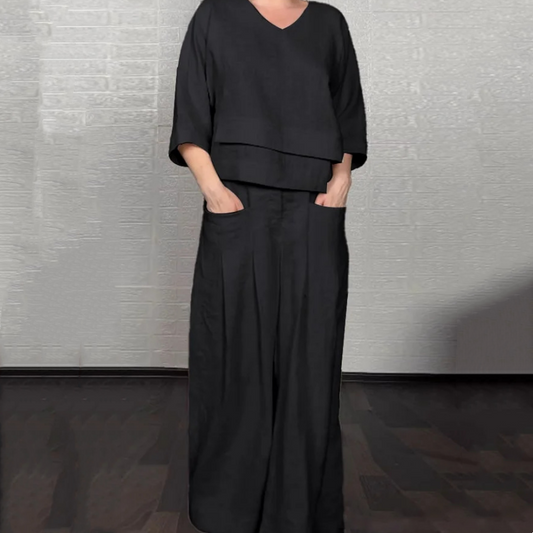 VALENTINA | 2-delige set met een relaxte pasvorm en minimalistische stijl voor dagelijks gebruik