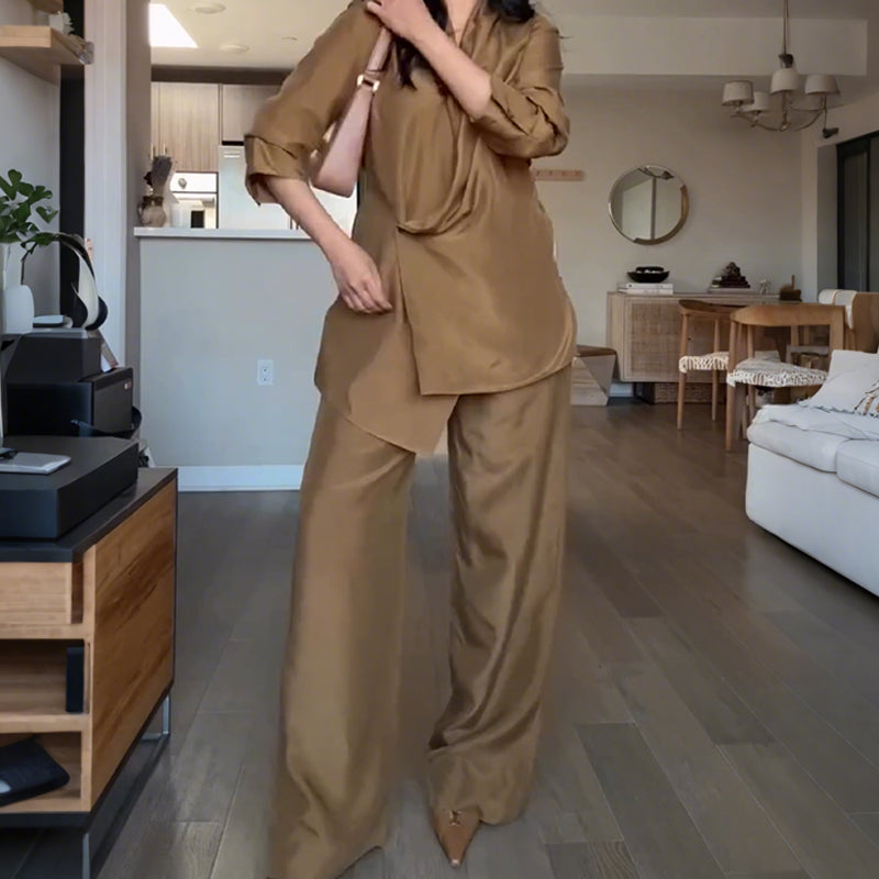 Modieuze tweedelige set voor dames bestaande uit top en broek